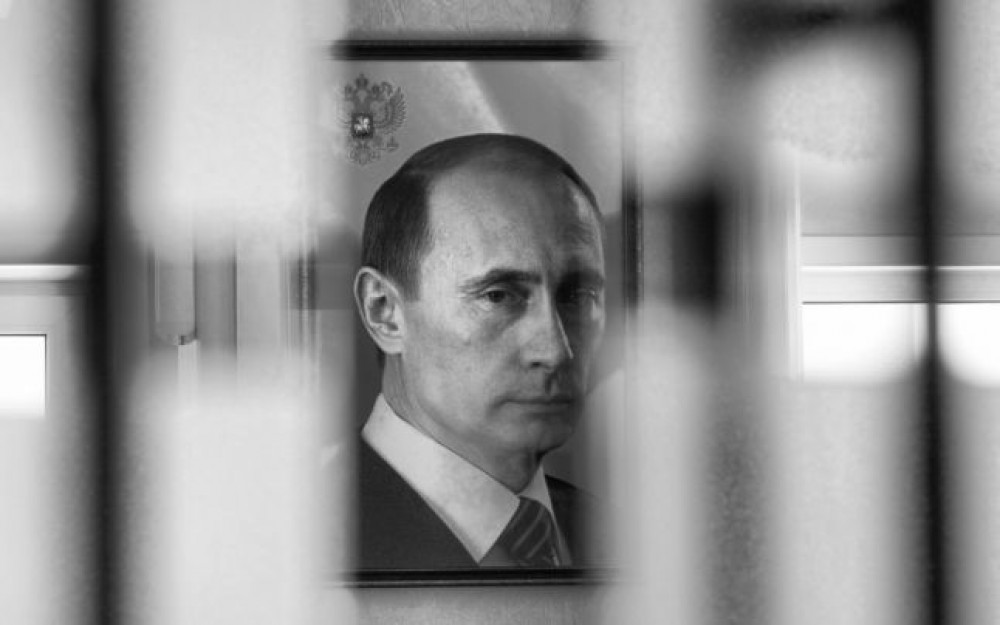 Noi DEZVĂLUIRI despre Putin, de la soțiile oligarhilor ruși: Complexat şi răzbunător, suferă de o boală ţinută în secret